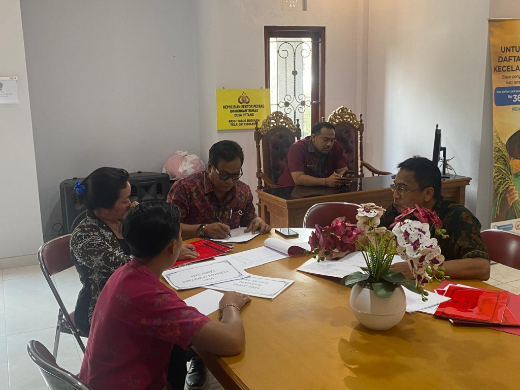Pembinaan Administrasi Penyelenggaraan Pemerintahan Desa